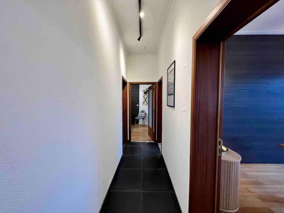 Bellevue - Grand Appartement Pour 5 Sur Les Quais De La Meuse Liege Bagian luar foto