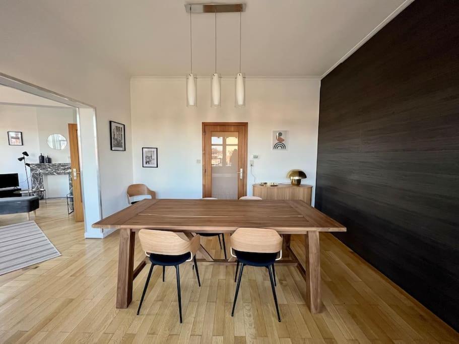 Bellevue - Grand Appartement Pour 5 Sur Les Quais De La Meuse Liege Bagian luar foto
