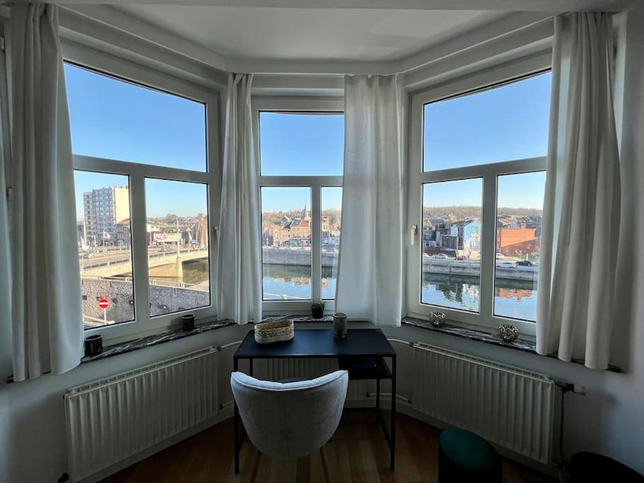 Bellevue - Grand Appartement Pour 5 Sur Les Quais De La Meuse Liege Bagian luar foto